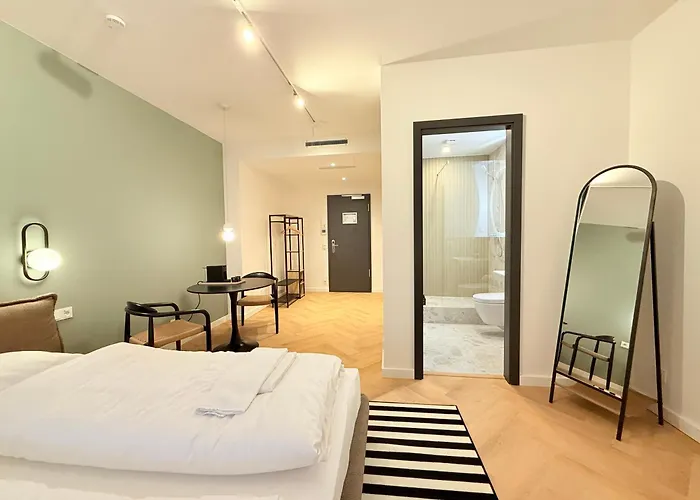 Stayzz By Homyzz Aparthotel