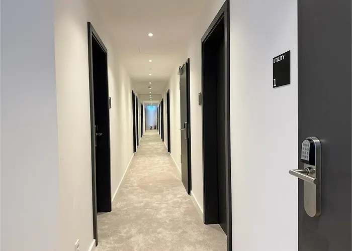 Stayzz By Homyzz Aparthotel