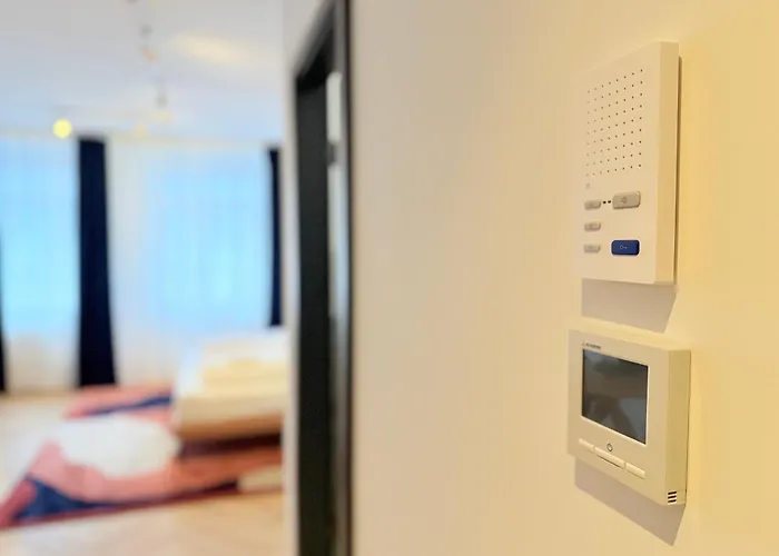 Stayzz By Homyzz Aparthotel