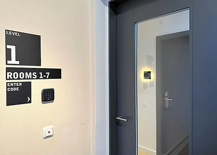 Stayzz By Homyzz Aparthotel