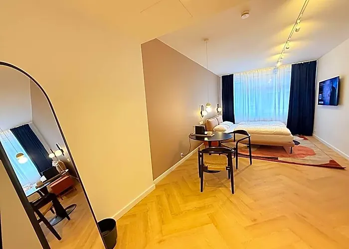 Stayzz By Homyzz Aparthotel